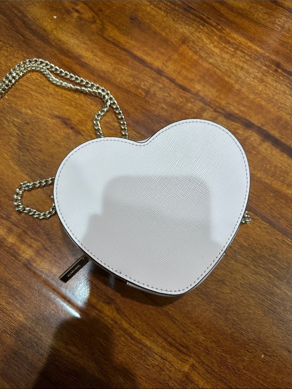 kate spade Heart Crossbody Bag in Pale Pink with Gold Chain - Picture 3 of 4